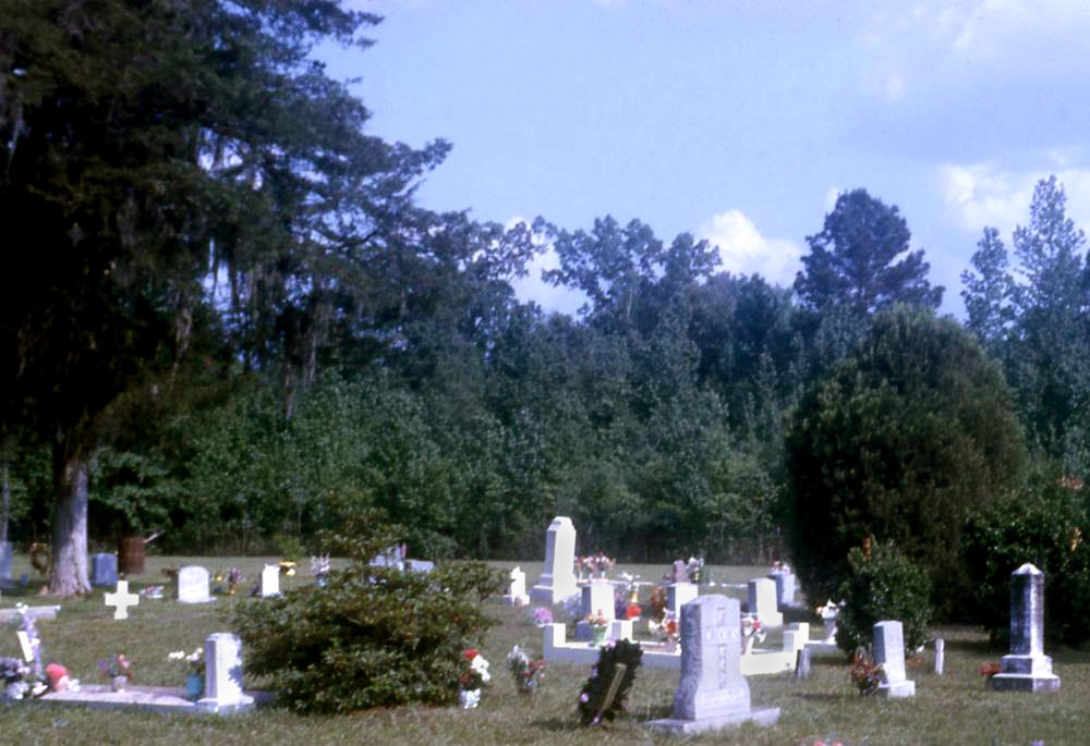 photo of the Spanish Lake Cemetery located about five miles north of Los Adaes