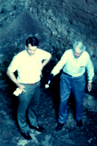 photo of Frank Watt and Texas A&M anthropologist Vaughan Bryant.