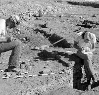 photo of archeologists at work