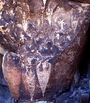 photo of petroglyphs of Shumla dart points